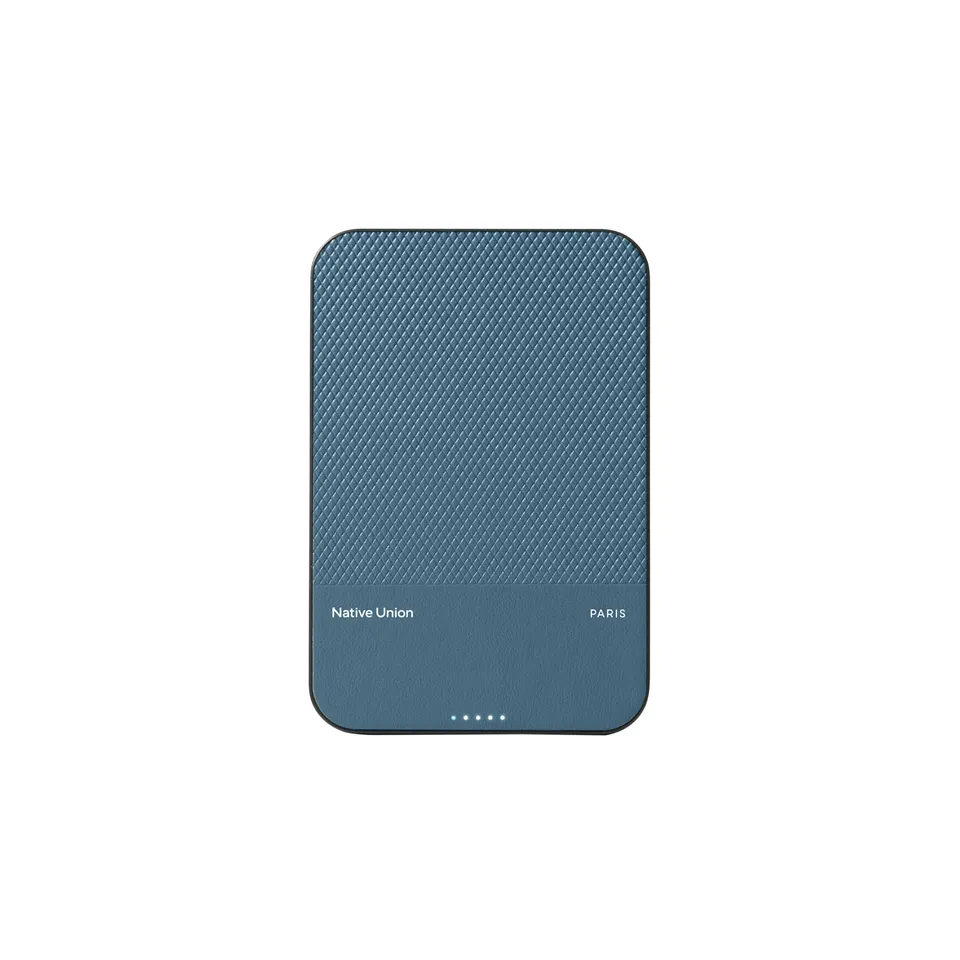 native-union-re-classic-power-bank-batterie-externe-magn-tique-qi2-5-000-mah-15- image 1