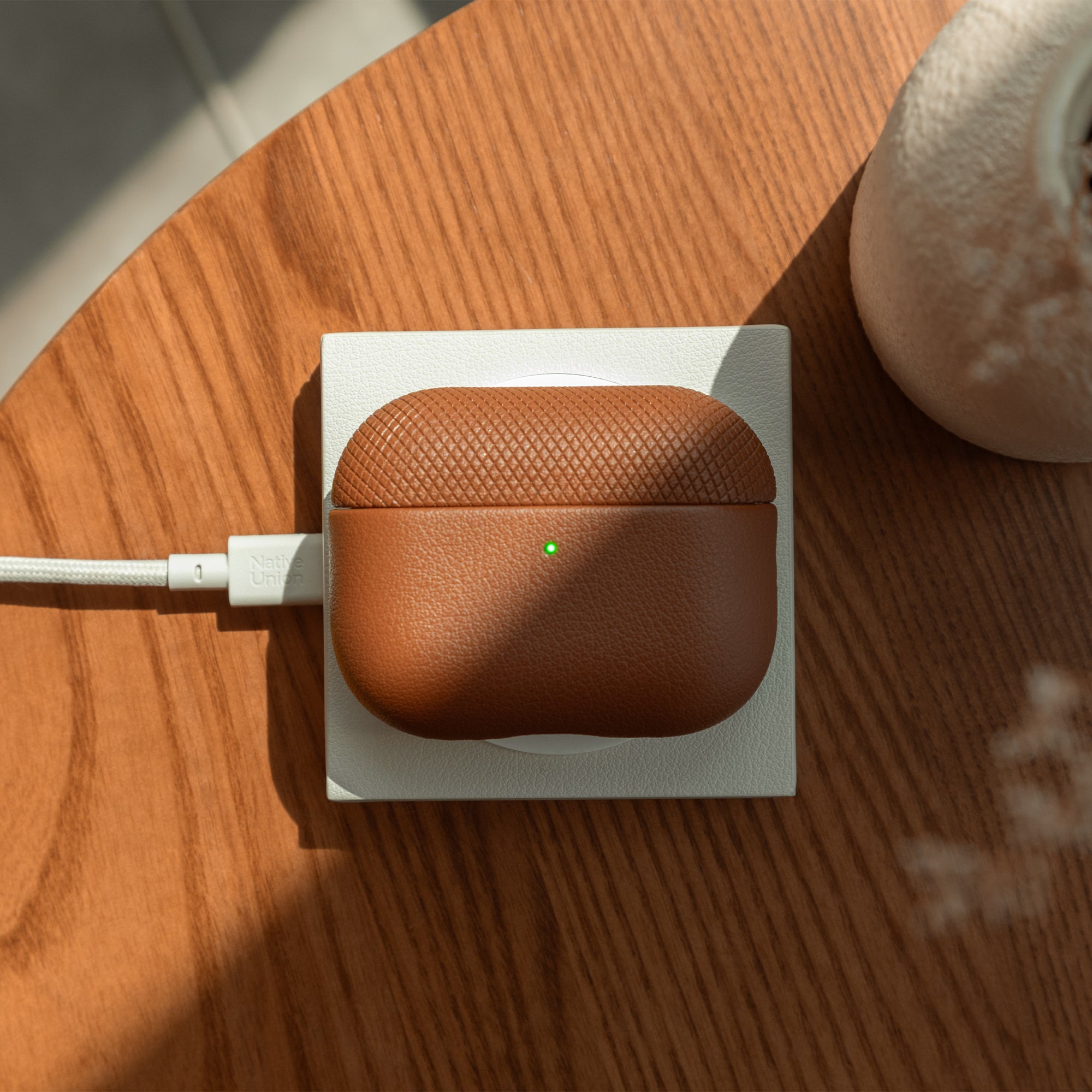 native-union-re-classic-case-pour-airpods-pro-3-coque-fine-en-cuir-alternatif-re image 7