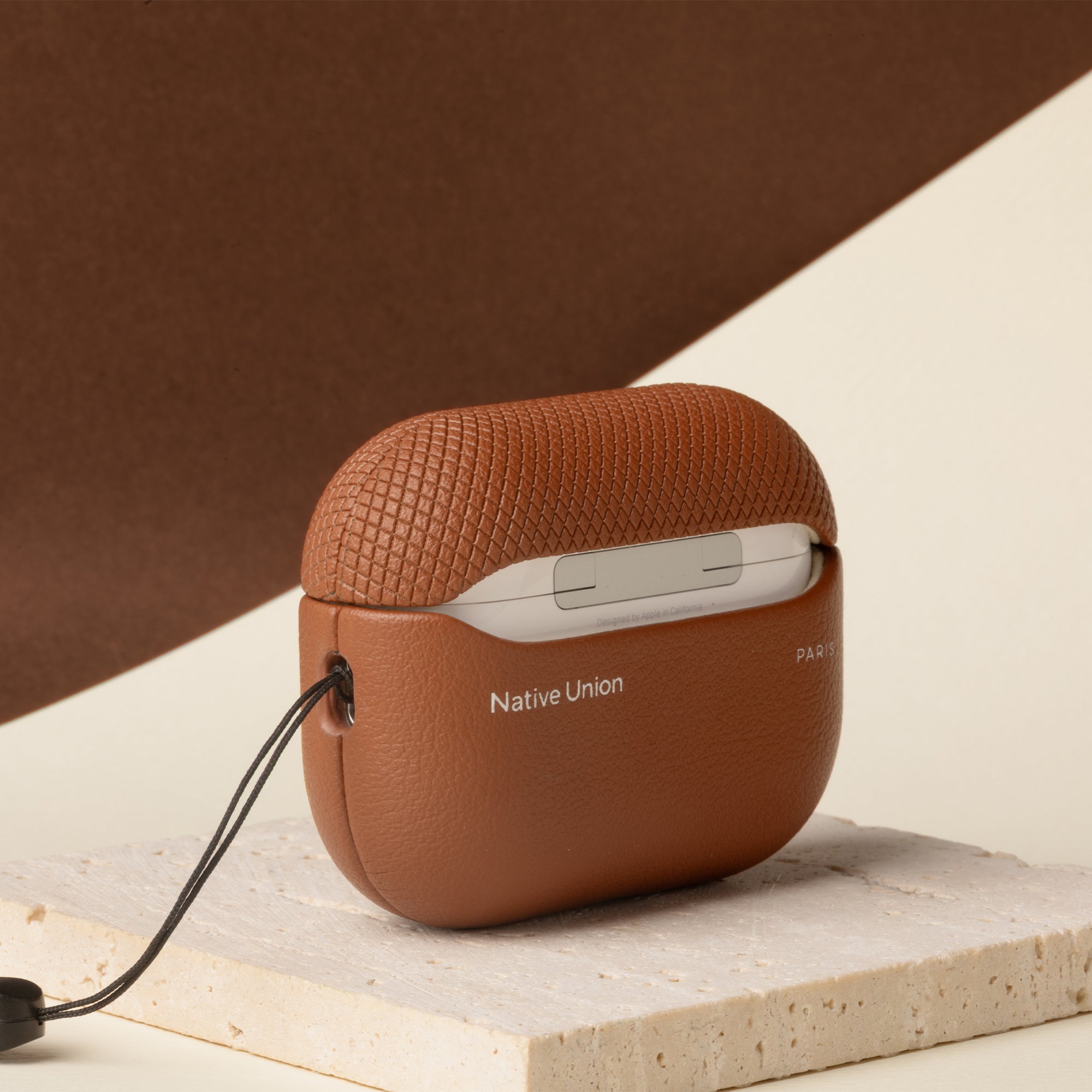 native-union-re-classic-case-pour-airpods-pro-3-coque-fine-en-cuir-alternatif-re image 8