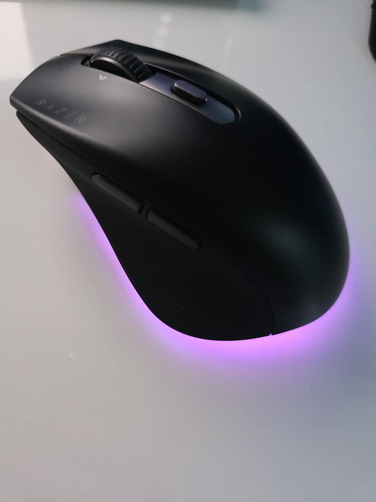 Parfaite pour le bureau et le gaming