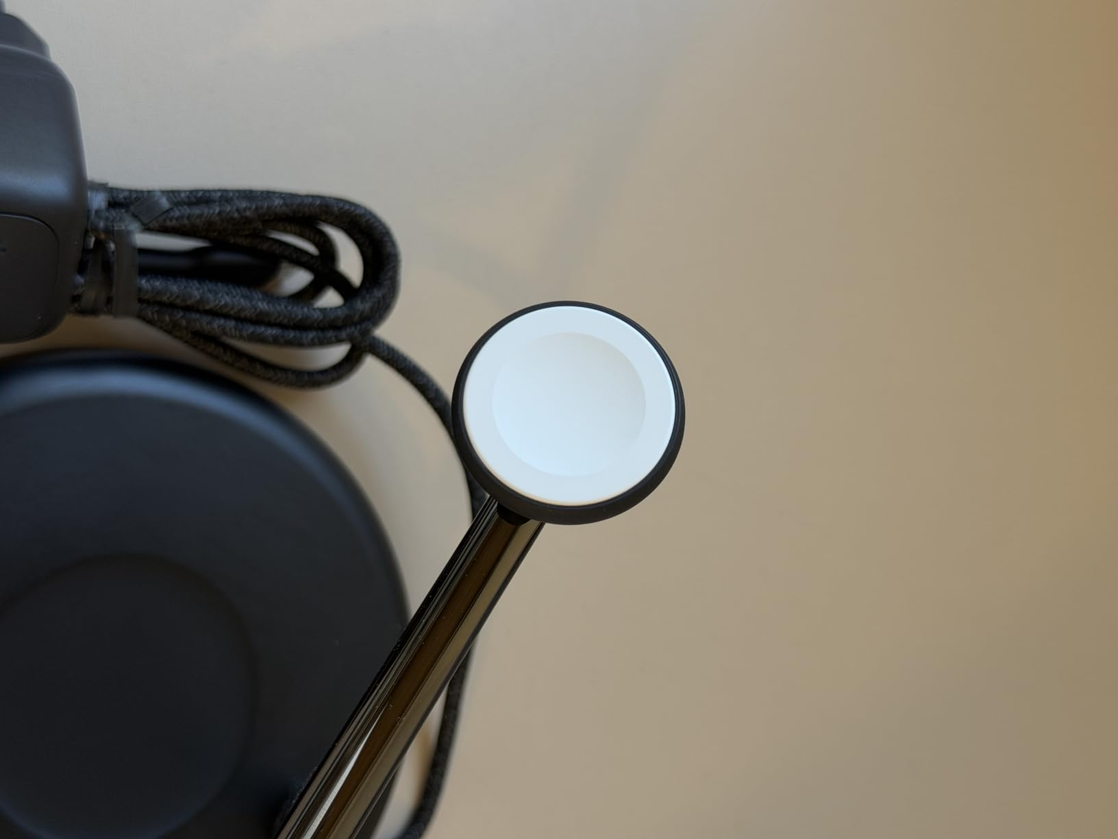 Un seul câble, tout se charge