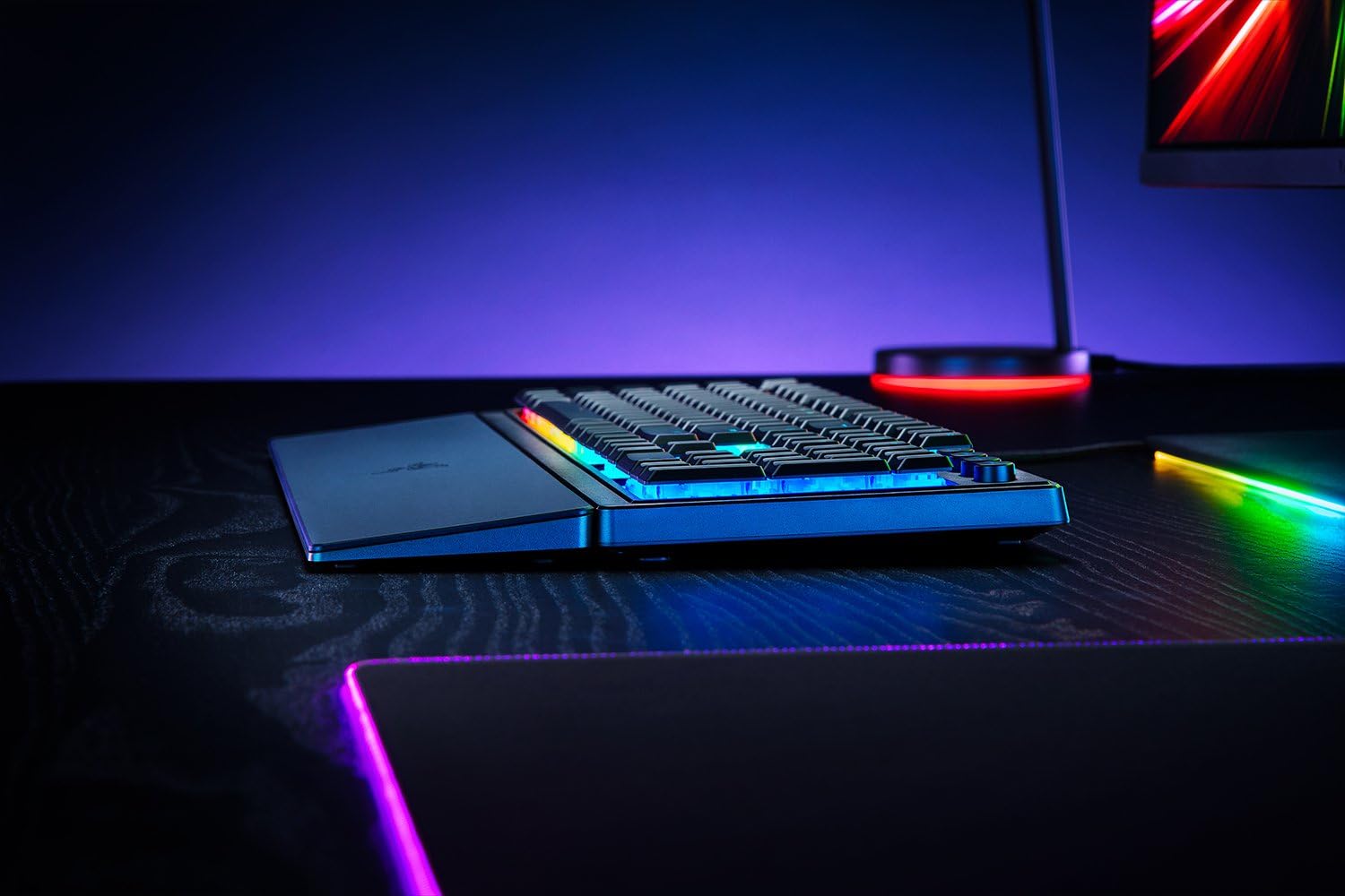 razer-ornata-v3-clavier-gaming-membrane-m-canique-avec-repose-poignet-magn-tique image 3