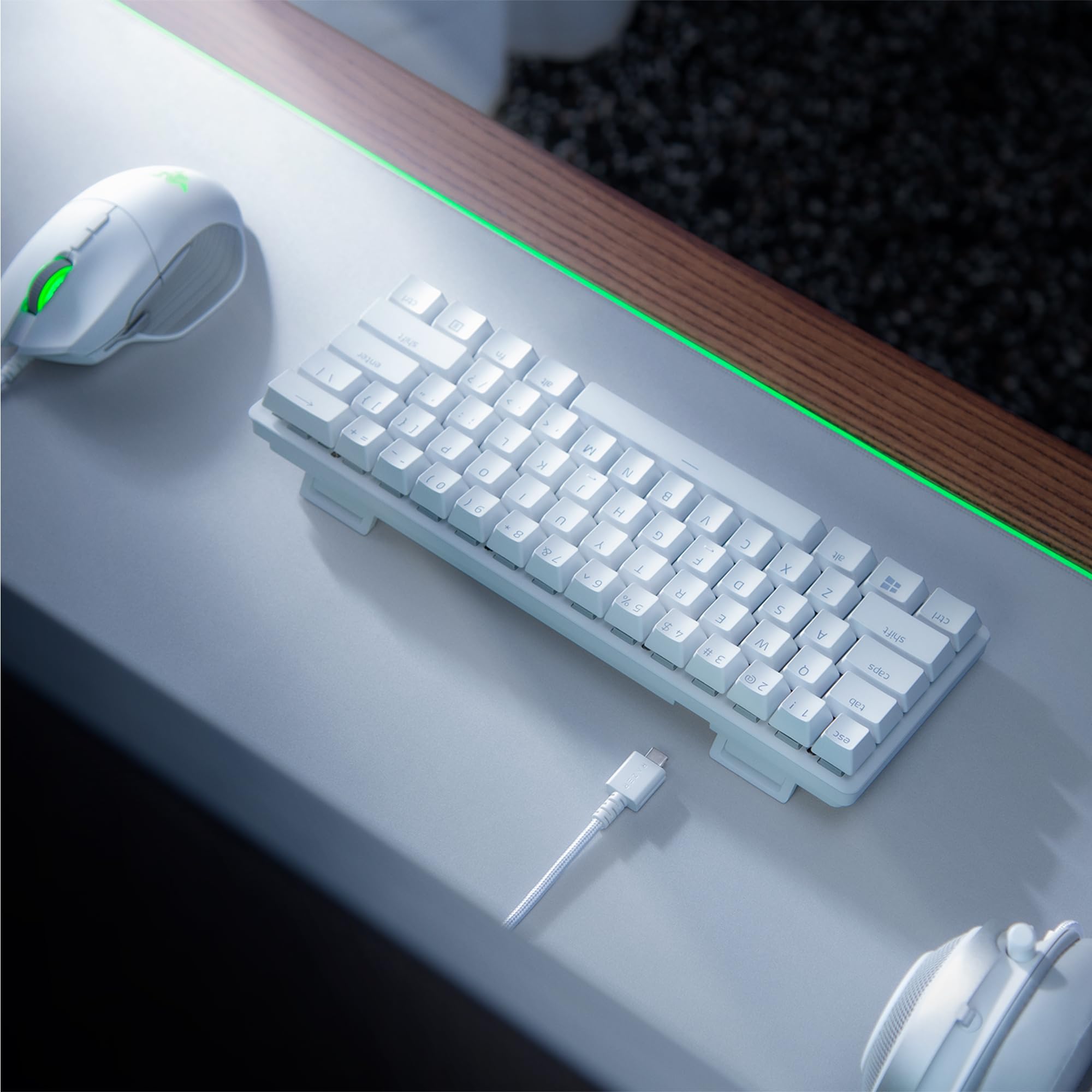 razer-huntsman-mini-60-clavier-gamer-switches-opto-m-caniques-clicky-violets-tou image 8