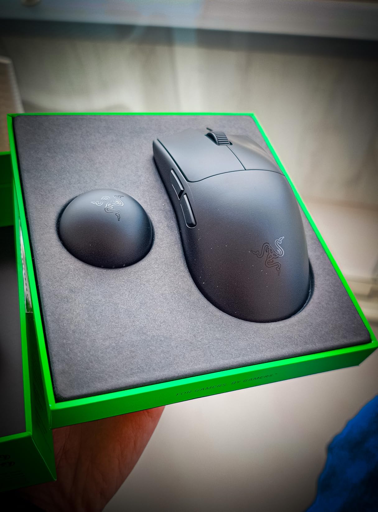 Ma main a enfin trouvé sa souris
