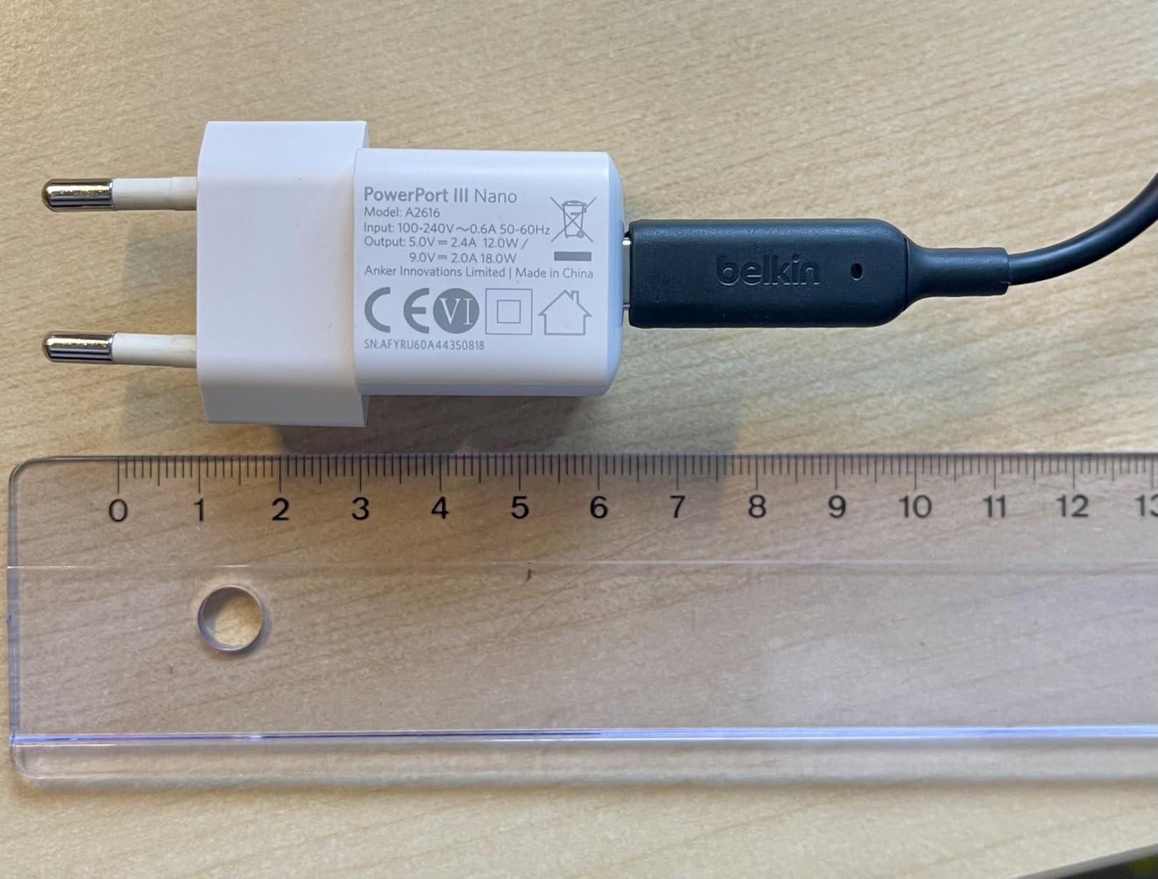 Très bon chargeur de bureau