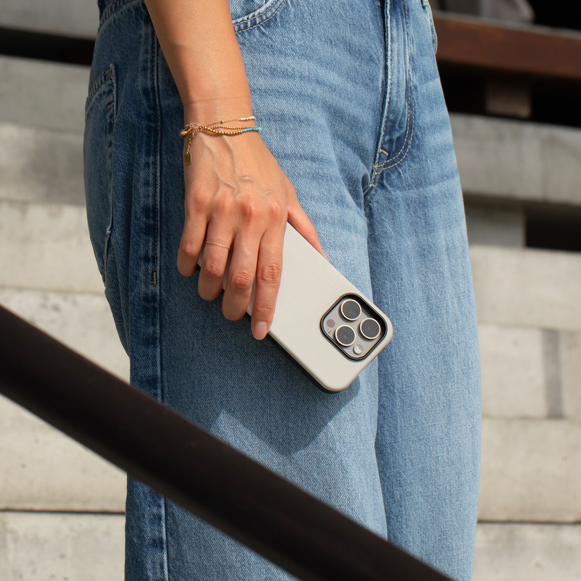 native-union-active-case-pour-iphone-16-coque-antichoc-alternative-cuir-recycl-s image 4