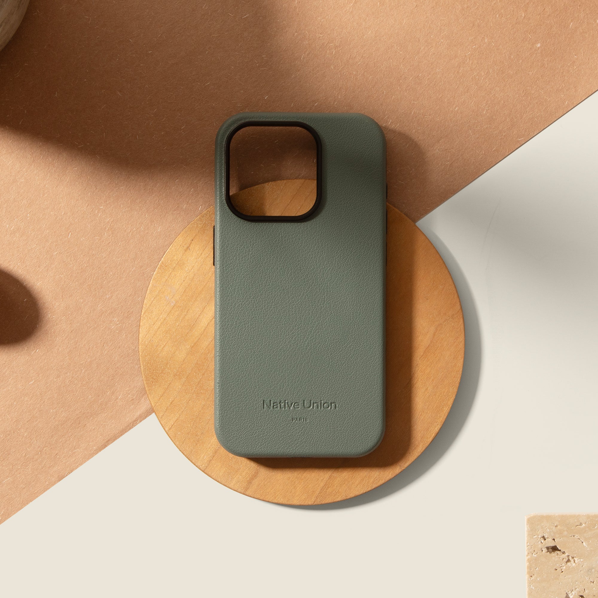 native-union-active-case-pour-iphone-16-coque-antichoc-alternative-cuir-recycl-s image 8