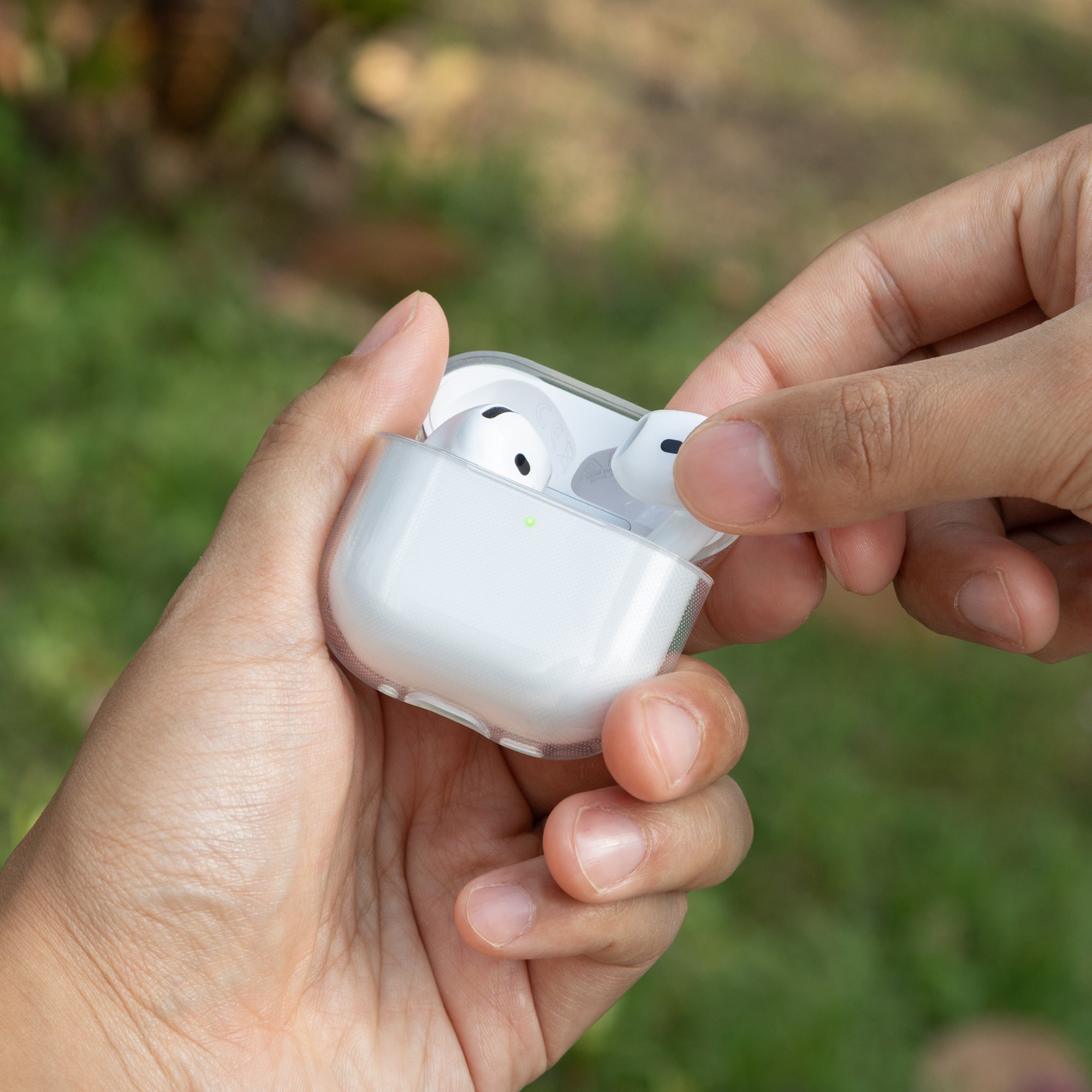 native-union-re-clear-case-pour-airpods-4-tui-transparent-anti-jaunissement-renf image 8