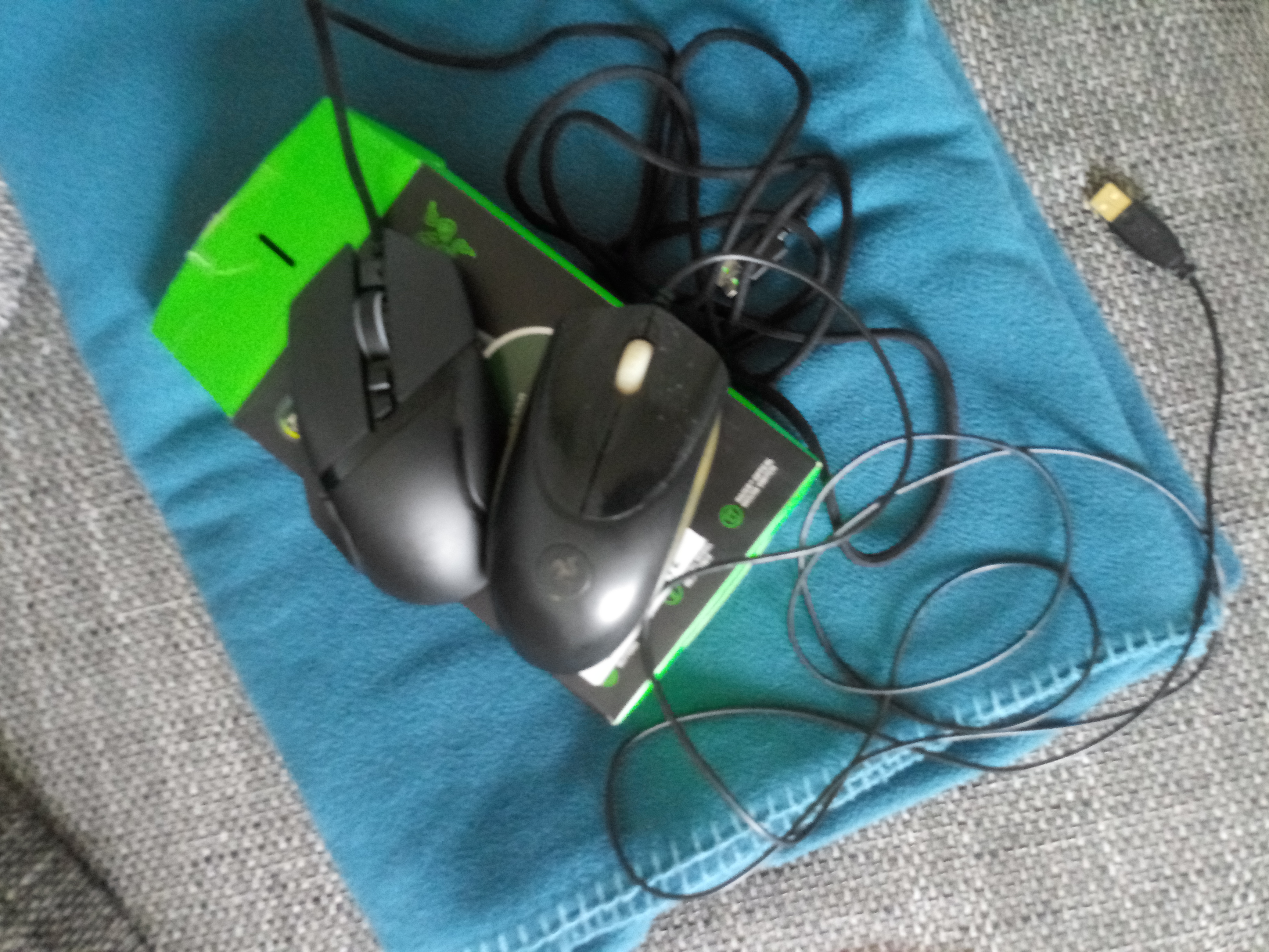 Très bonne souris FPS