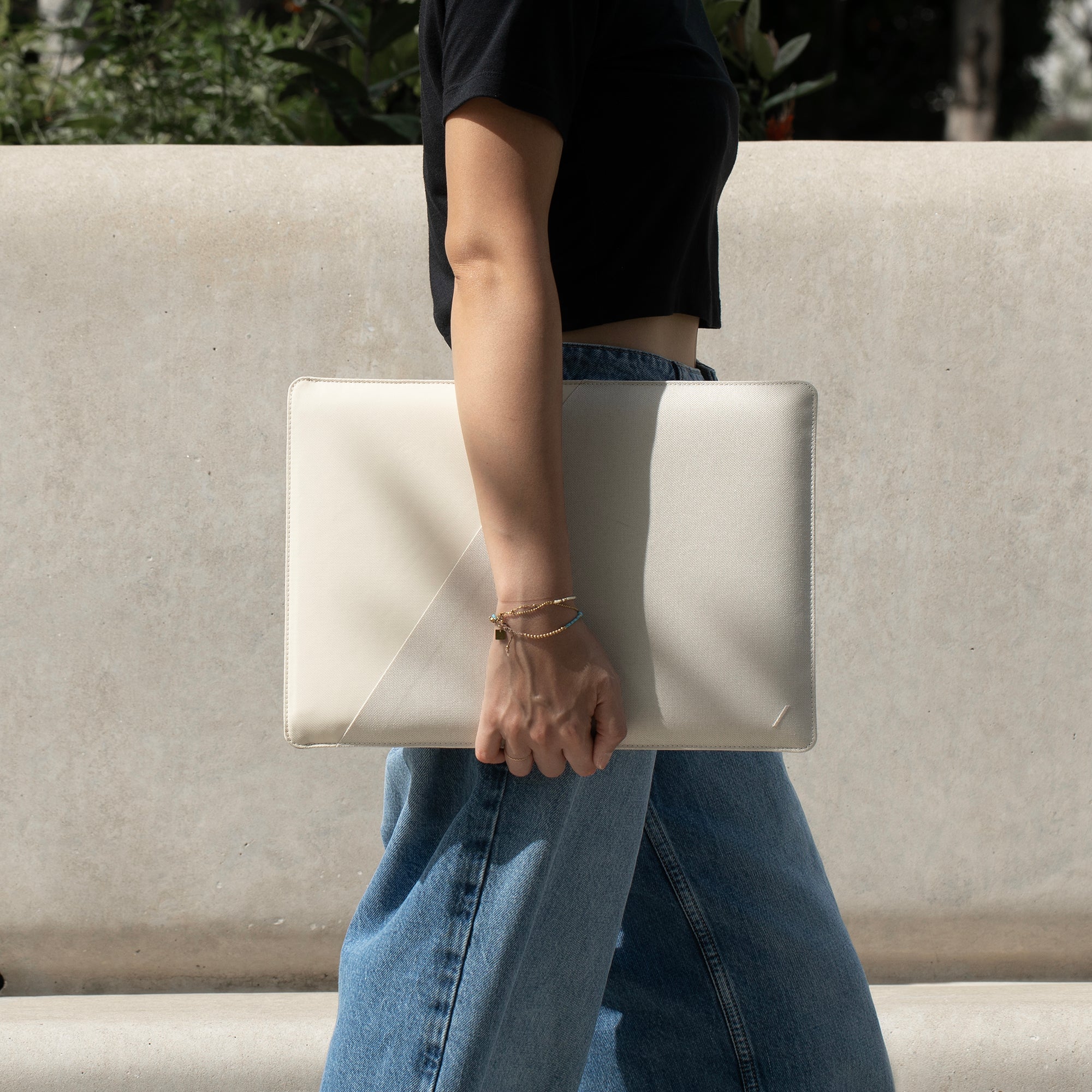 native-union-stow-slim-sleeve-pour-macbook-16-housse-fine-avec-fermeture-magn-ti image 3