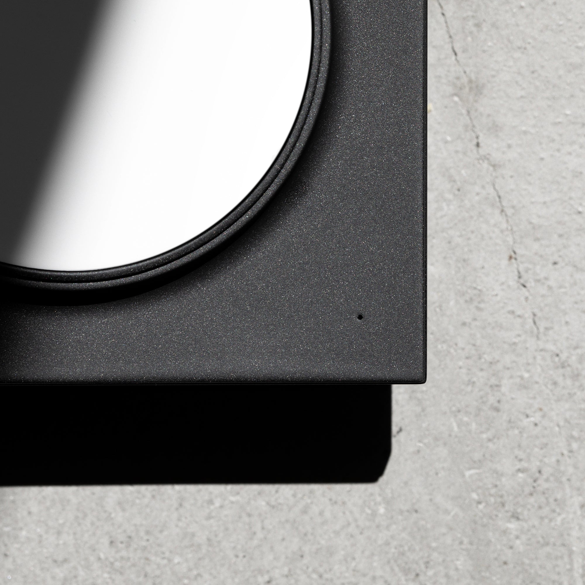 native-union-drop-magnetic-wireless-charger-chargeur-sans-fil-magsafe-7-5w-iphon image 5