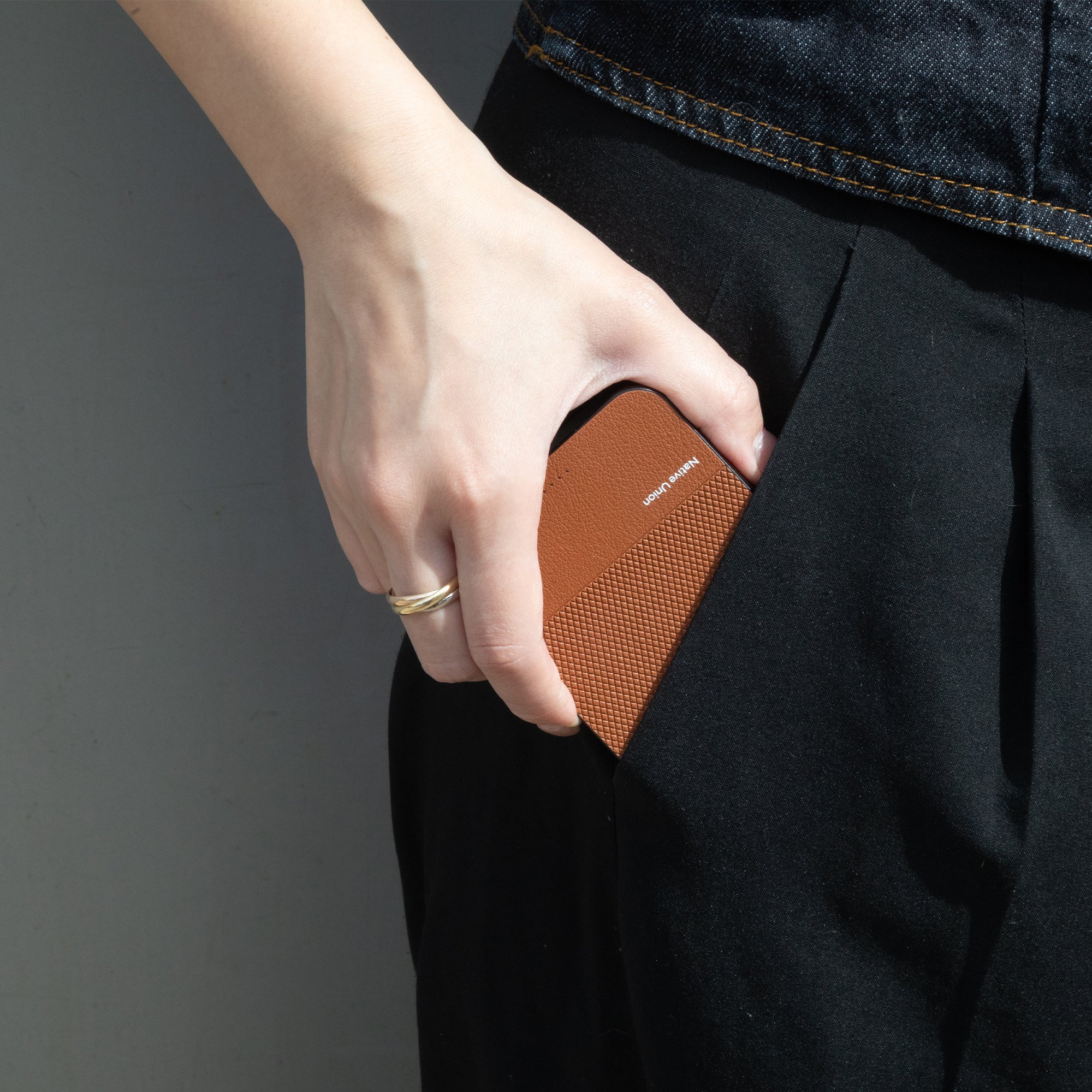 native-union-re-classic-power-bank-10000mah-magnetic-batterie-externe-magn-tique image 8