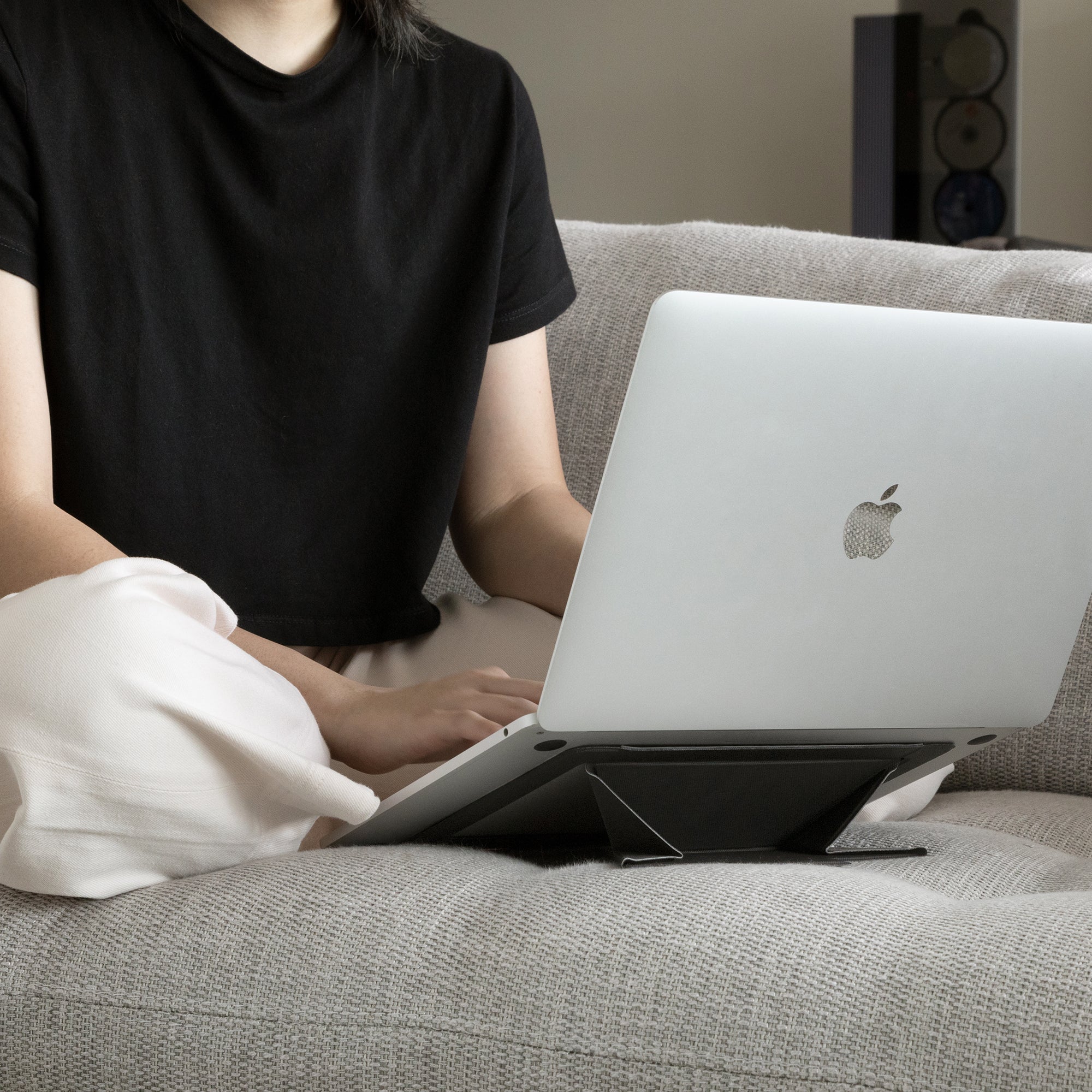 native-union-rise-laptop-stand-support-ordinateur-portable-pliable-origami-20-ul image 4
