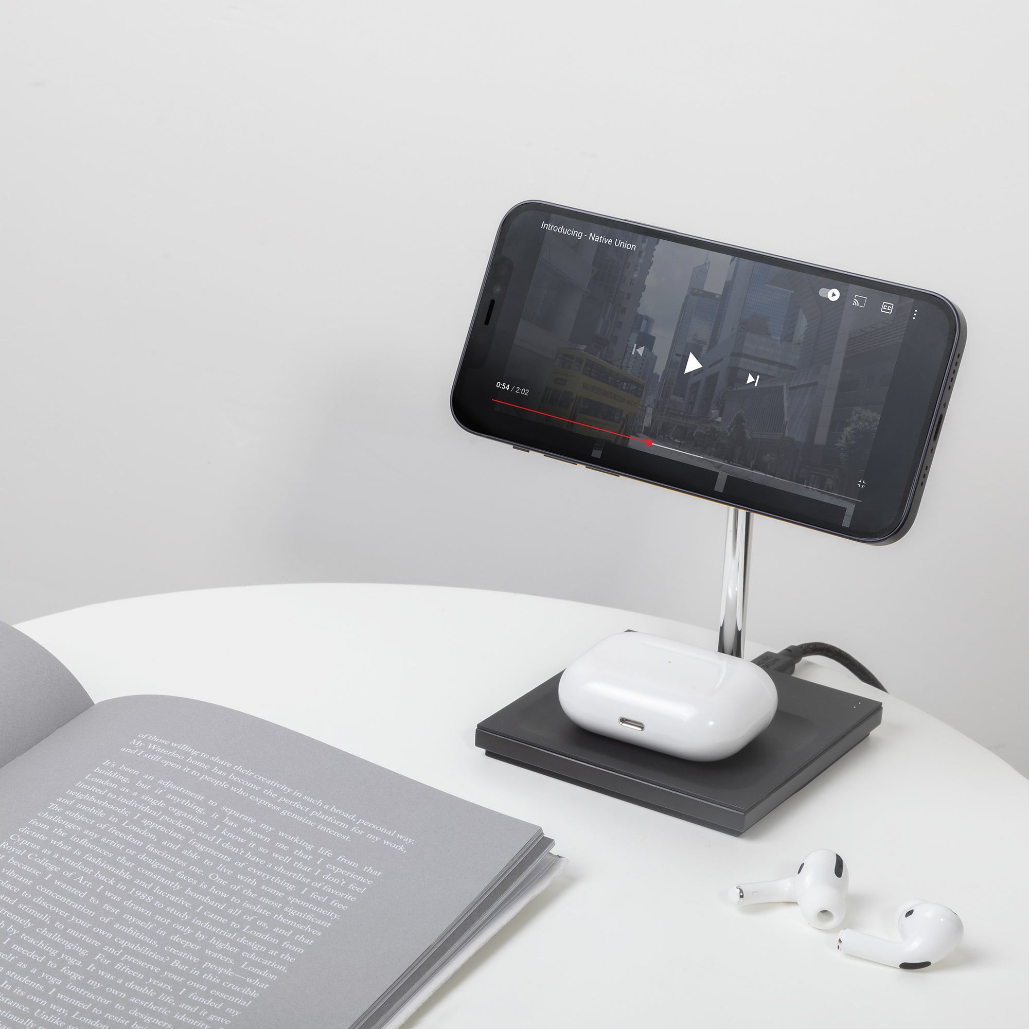 native-union-snap-2-en-1-chargeur-sans-fil-magn-tique-avec-support-iphone-12-15- image 4