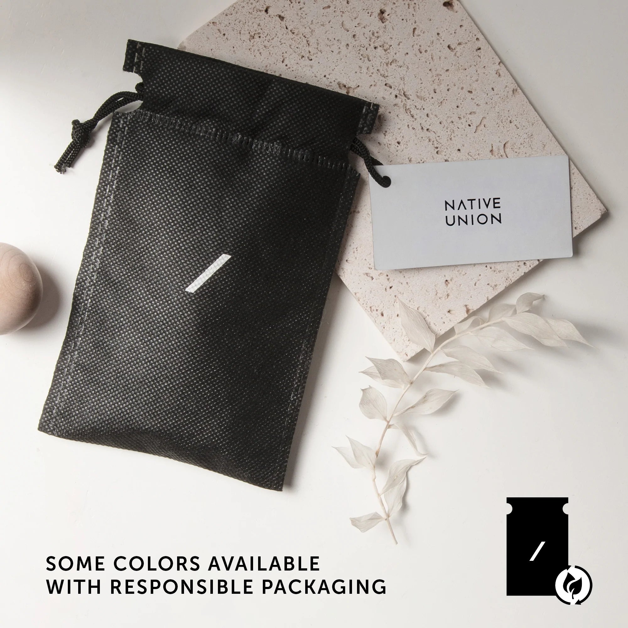 native-union-drop-wireless-charger-chargeur-sans-fil-qi-design-avec-base-en-alum image 3