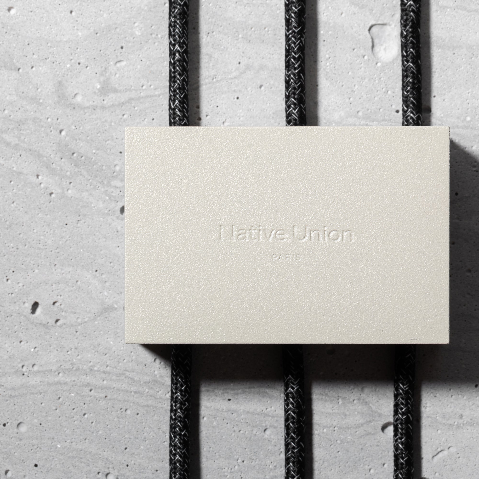 native-union-weighter-leste-m-tallique-pour-3-c-bles-avec-base-silicone-antid-ra image 4