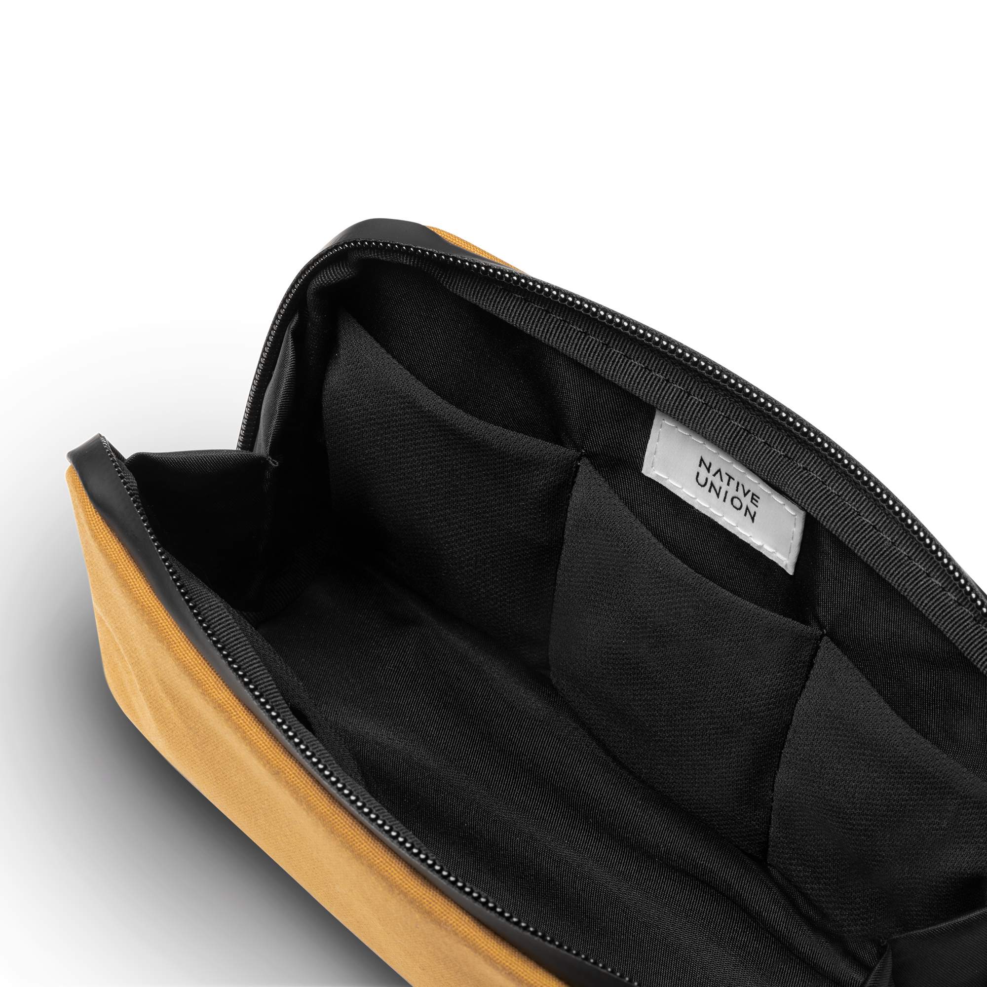 native-union-w-f-a-tech-organizer-pochette-de-rangement-accessoires-tech-en-rpet image 6